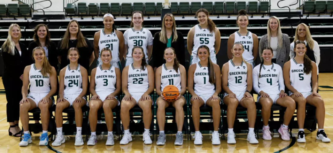 Image of 2025 UW Green Bay Women's Basketball Team